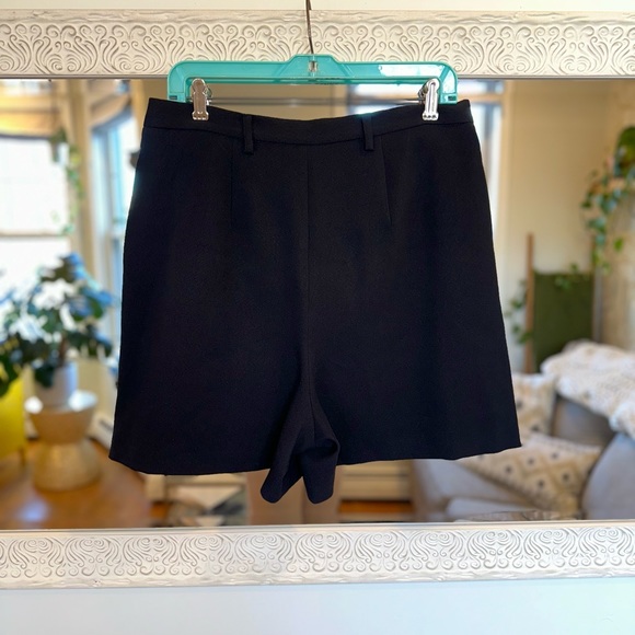 NWT Anthropologie Super High Waist/Rise Black Pleated External Pockets Shorts 12 - Picture 9 of 12
